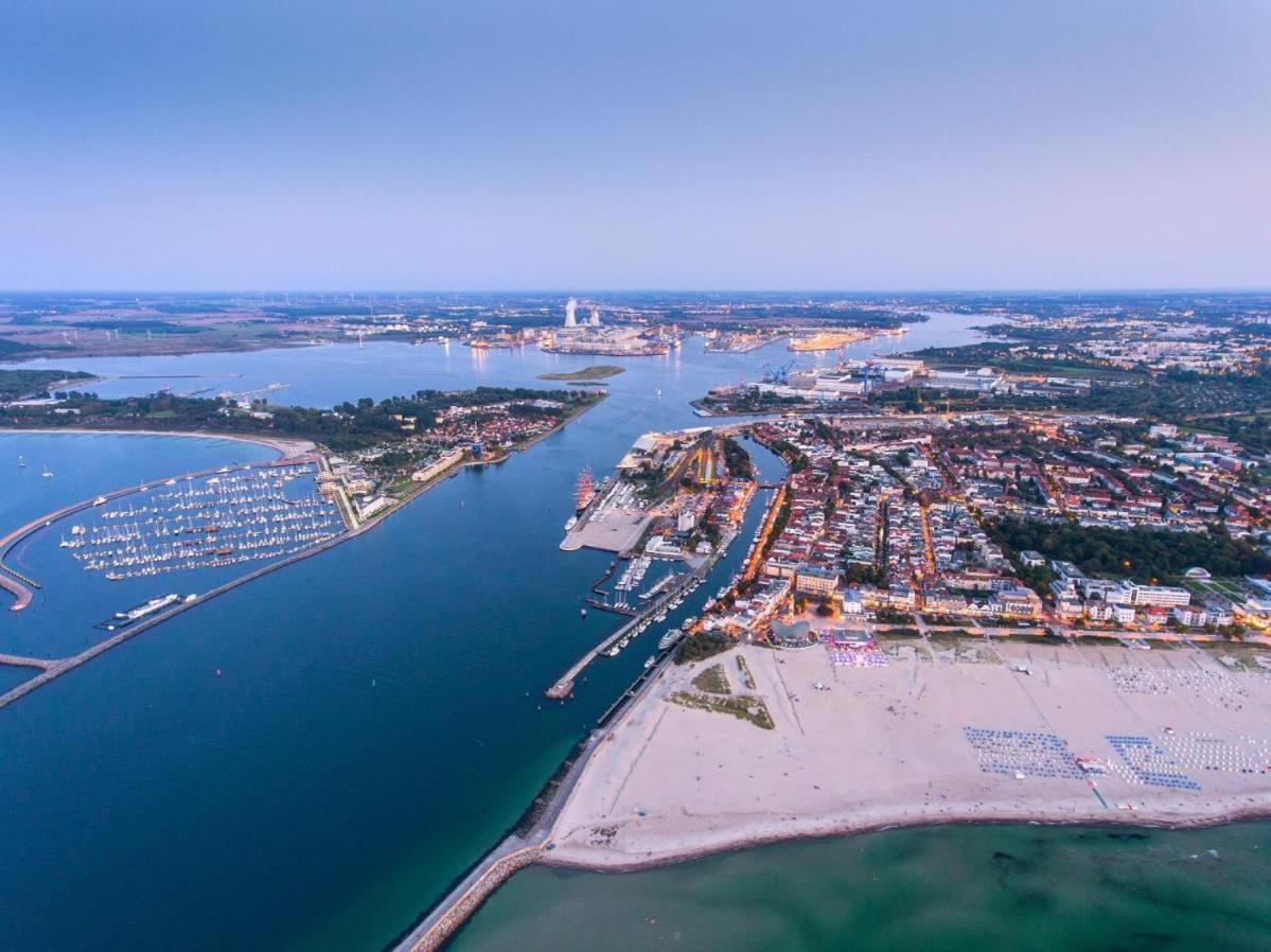Berringer, Leuchtfeuer, Direkt An Der Promenade Lejlighed Rostock Eksteriør billede